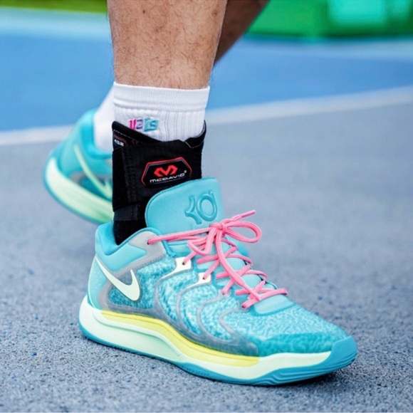 ✔️New✔️ NIKE Jonquel Jones x Wmns KD 17 'Bahamas'